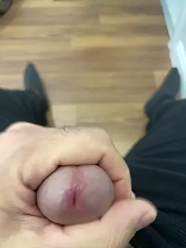 Heros2000 online show from December 2025 07:11:01 AM