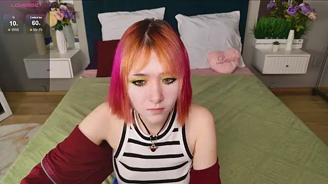 Ketrin Jones online show from September 2025 04:52:01 AM