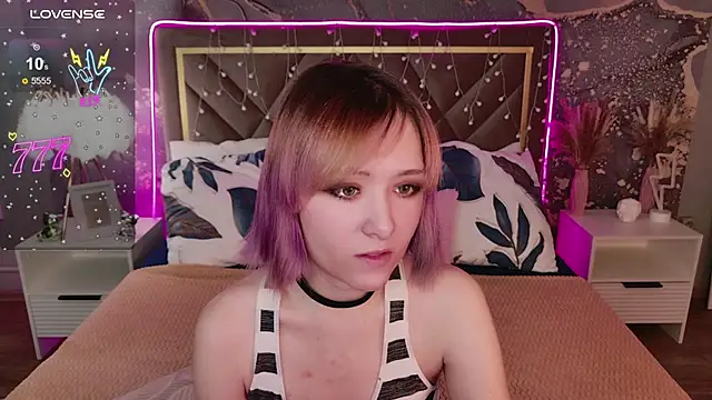 Ketrin Jones online show from January 2026 05:17:01 PM