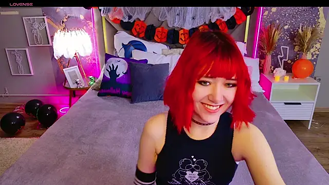 Ketrin Jones online show from October 2025 05:06:01 AM