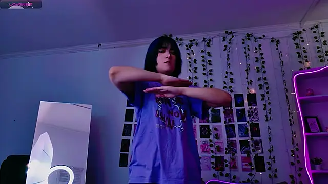 Ketrin Jones online show from July 2026 09:38:02 AM