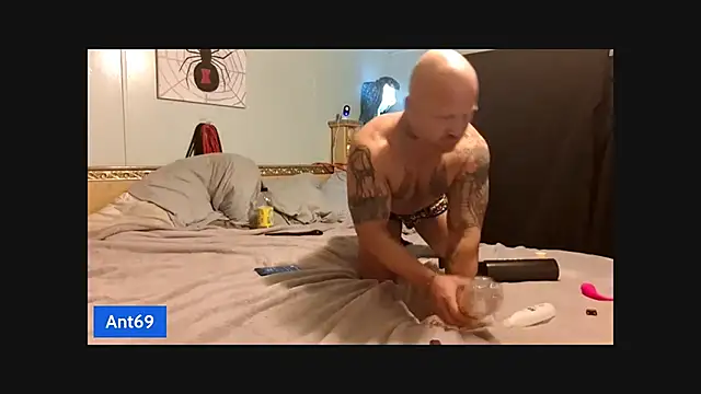 AntMeich6969 online show from November 2025 01:21:02 AM