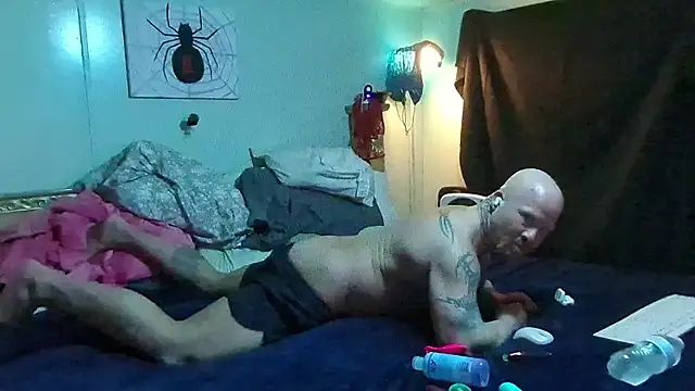 AntMeich6969 online show from April 2026 04:50:04 AM