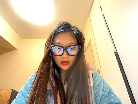 xena0501 online show from December 2025 01:27:01 PM