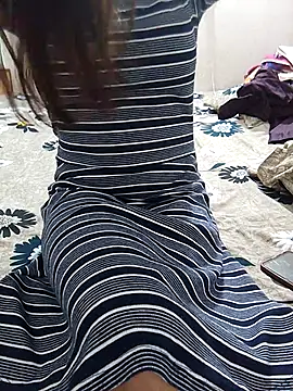 Snapshot of laleela1 chatting on October 2025 12:17:02 PM laleela1 online show from October 2025 12:17:02 PM