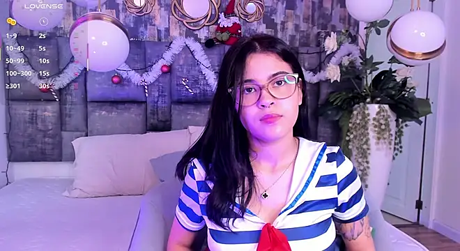 MaiaaCandy online show from December 2025 03:17:01 PM