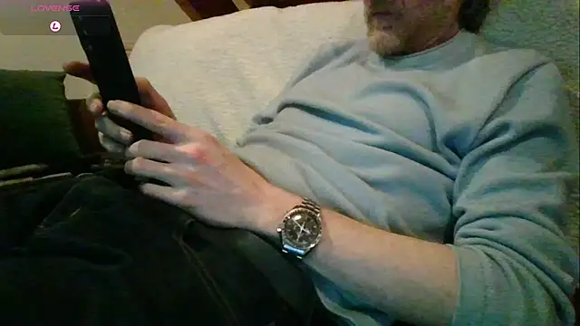 Snapshot of Vrenico-SC chatting on February 2026 08:19:02 PM Vrenico-SC online show from February 2026 08:19:02 PM