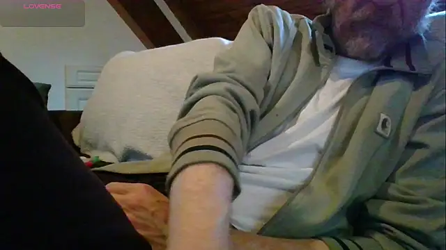 Snapshot of Vrenico-SC chatting on February 2026 01:13:02 PM Vrenico-SC online show from February 2026 01:13:02 PM