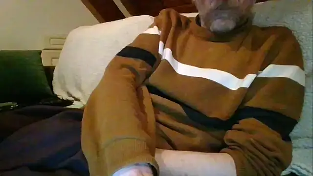 Snapshot of Vrenico-SC chatting on March 2026 07:30:03 PM Vrenico-SC online show from March 2026 07:30:03 PM