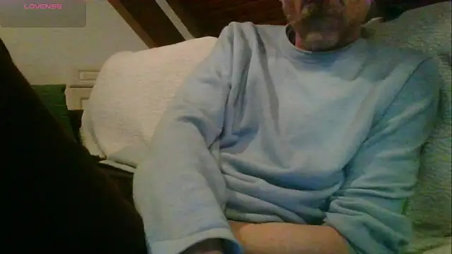 Snapshot of Vrenico-SC chatting on March 2026 05:53:02 PM Vrenico-SC online show from March 2026 05:53:02 PM