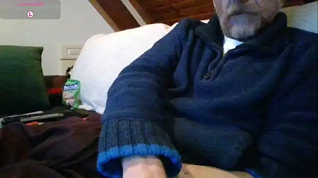 Snapshot of Vrenico-SC chatting on February 2026 06:32:01 PM Vrenico-SC online show from February 2026 06:32:01 PM