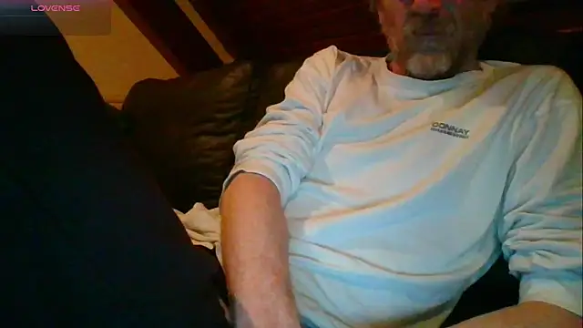 Snapshot of Vrenico-SC chatting on February 2026 10:53:02 PM Vrenico-SC online show from February 2026 10:53:02 PM