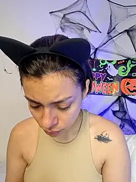 Snapshot of AmaiaSalvatore chatting on November 2025 08:36:02 PM AmaiaSalvatore online show from November 2025 08:36:02 PM