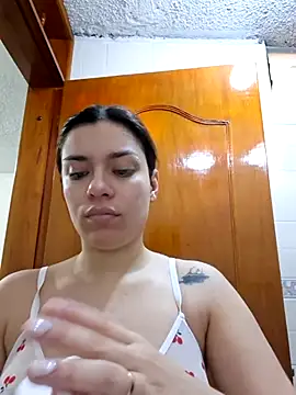 AmaiaSalvatore online show from February 2026 09:36:02 PM