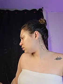 AmaiaSalvatore online show from February 2026 10:56:01 PM