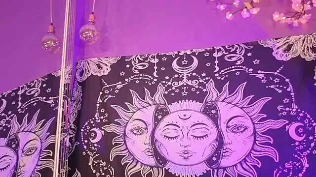 Gaia Gatex online show from January 2026 12:00:01 PM