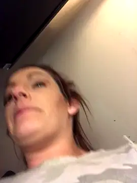 silverbay-456 online show from November 2025 11:20:02 PM