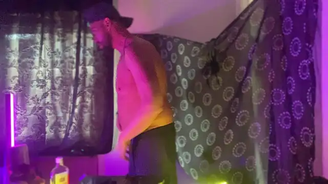 DjDiCKmannOnE online show from April 2026 09:04:02 AM