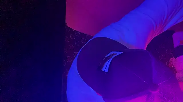 Snapshot of DjDiCKmannOnE chatting on February 2026 10:09:02 PM DjDiCKmannOnE online show from February 2026 10:09:02 PM