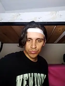 danylano online show from November 2025 10:24:01 PM