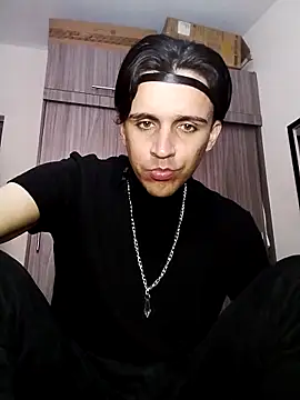 danylano online show from October 2025 09:59:01 PM