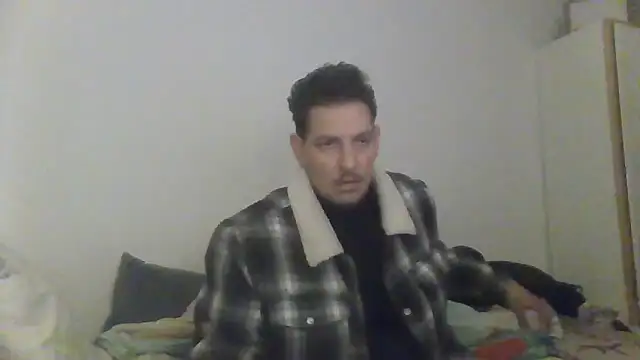 Snapshot of ARTANIS20 chatting on April 2026 03:36:02 AM ARTANIS20 online show from April 2026 03:36:02 AM