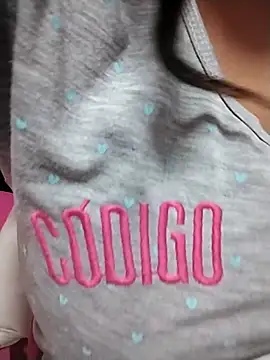 dyjaA online show from October 2025 10:23:02 AM