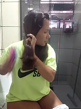 dyjaA online show from December 2025 03:17:01 PM