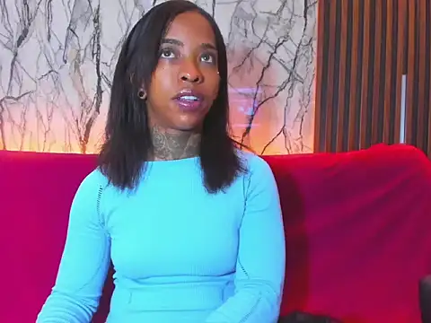 Pauline Fox online show from November 2025 01:10:01 AM