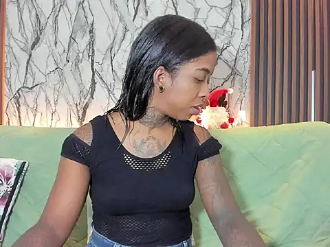 Pauline Fox online show from November 2025 02:10:01 AM