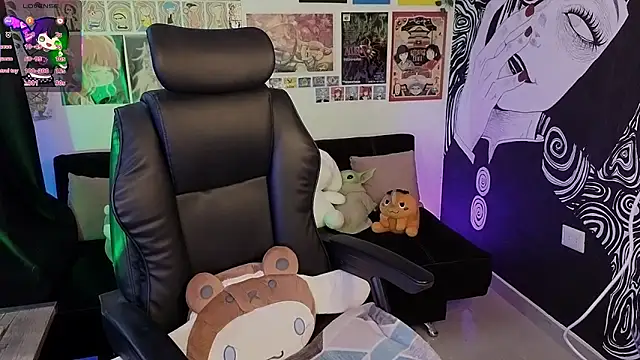 Snapshot of Yuhwan_ chatting on November 2025 05:45:02 PM Yuhwan online show from November 2025 05:45:02 PM