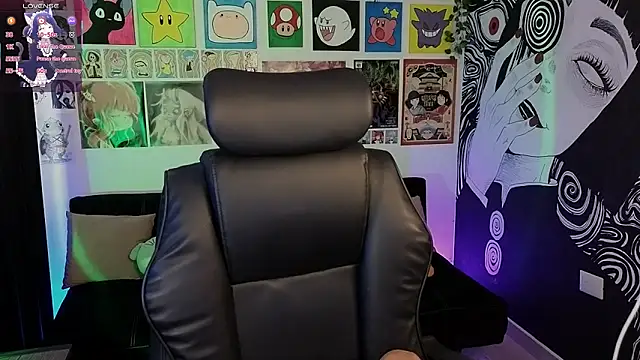 Snapshot of Yuhwan_ chatting on November 2025 05:57:01 PM Yuhwan online show from November 2025 05:57:01 PM