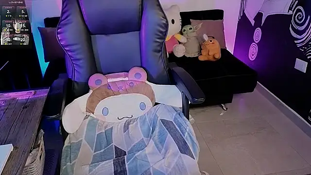 Snapshot of Yuhwan_ chatting on February 2026 01:05:02 AM Yuhwan online show from February 2026 01:05:02 AM