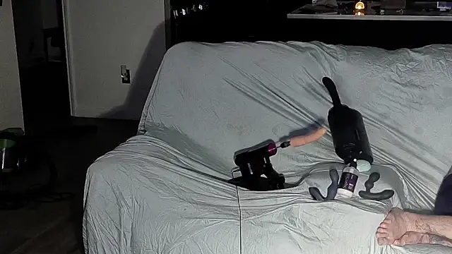 danoo84 online show from November 2025 05:40:02 AM