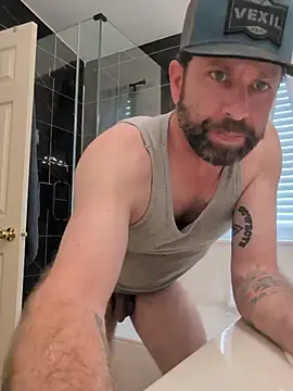 danoo84 online show from April 2026 07:20:02 PM