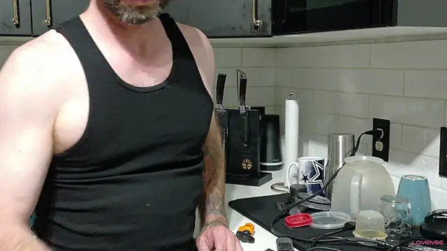 danoo84 online show from November 2025 04:49:01 AM