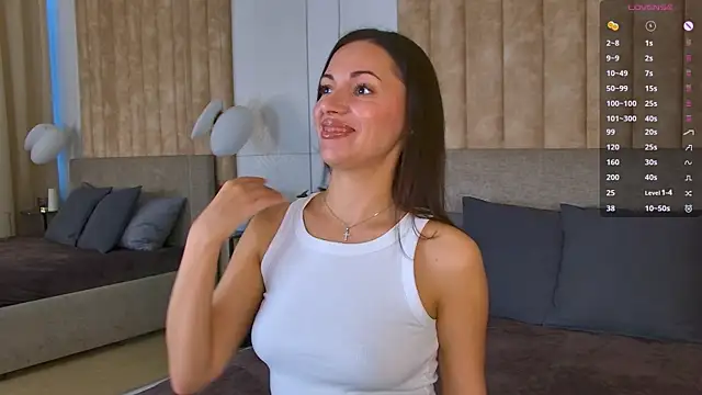 LollaSpencer online show from September 2025 02:43:02 PM