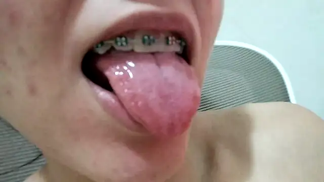 isabelly08ty online show from March 2026 05:47:02 PM