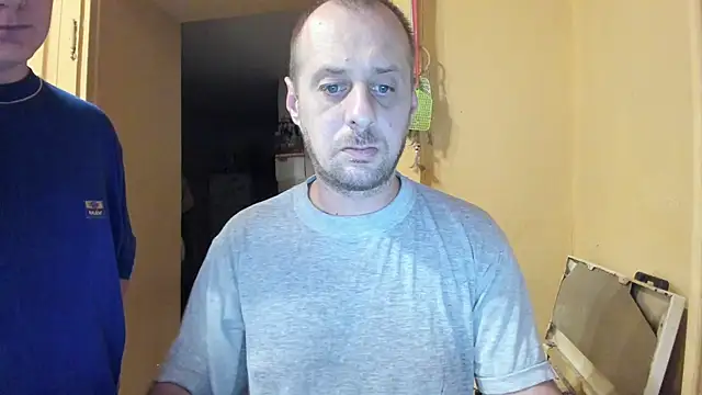 Snapshot of vickymike chatting on November 2025 08:42:02 PM vickymike online show from November 2025 08:42:02 PM