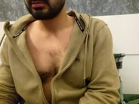 Snapshot of mlove902 chatting on January 2026 07:07:02 PM mlove902 online show from January 2026 07:07:02 PM