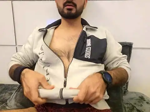 Snapshot of mlove902 chatting on December 2025 07:37:02 PM mlove902 online show from December 2025 07:37:02 PM