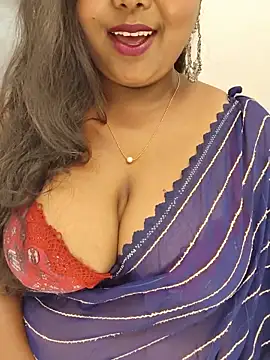 Snapshot of Cutee_Amrita chatting on May 2026 09:42:01 AM Cutee Amrita online show from May 2026 09:42:01 AM
