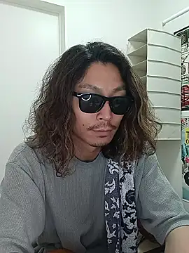 specialz0831 online show from May 2026 01:11:02 PM