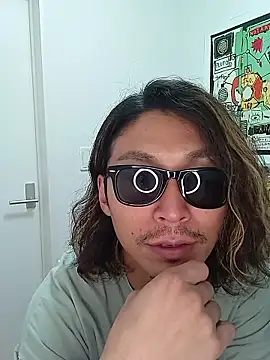 specialz0831 online show from November 2025 12:53:02 PM