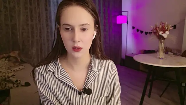 LucyRose3 online show from March 2026 05:35:02 AM