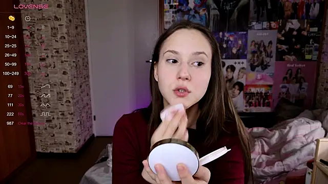 Snapshot of LucyRose3 chatting on November 2025 04:44:02 PM LucyRose3 online show from November 2025 04:44:02 PM