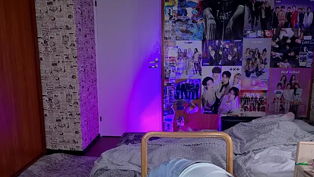 Snapshot of LucyRose3 chatting on December 2025 04:46:02 AM LucyRose3 online show from December 2025 04:46:02 AM