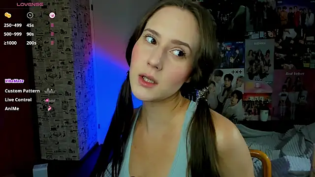 LucyRose3 online show from September 2025 01:28:02 PM