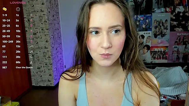 LucyRose3 online show from September 2025 04:52:01 AM
