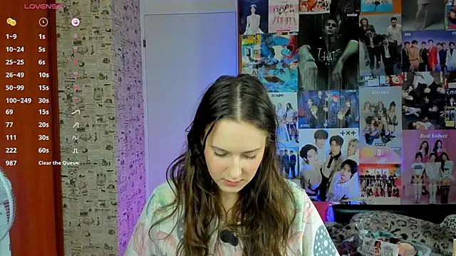 LucyRose3 online show from September 2025 06:24:02 AM